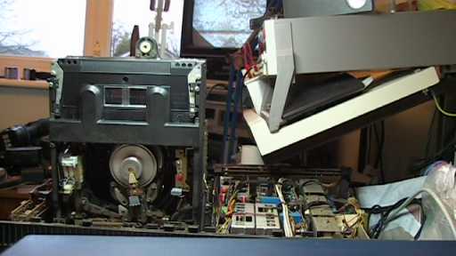 Video2000 machine being serviced at video99.co.uk
